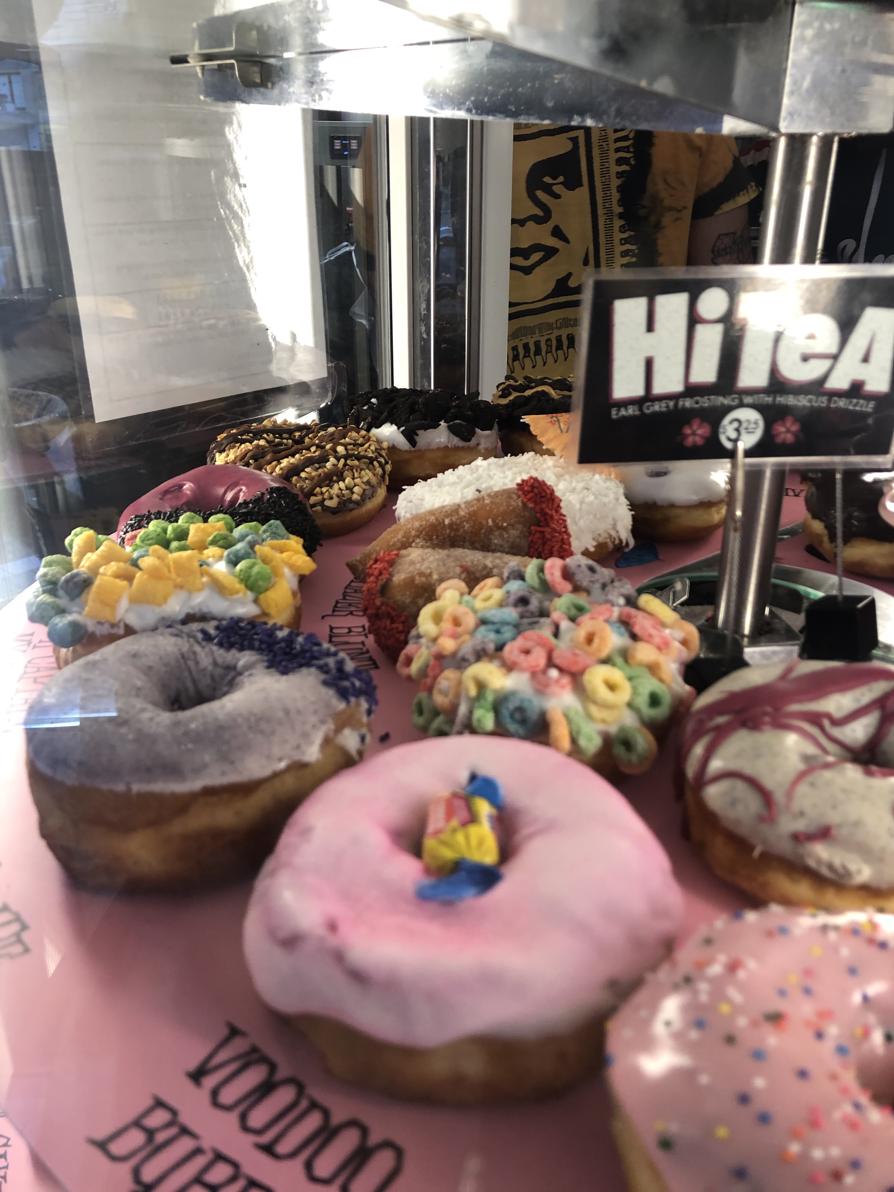 Voodoo_Doughnuts_Portland_OR